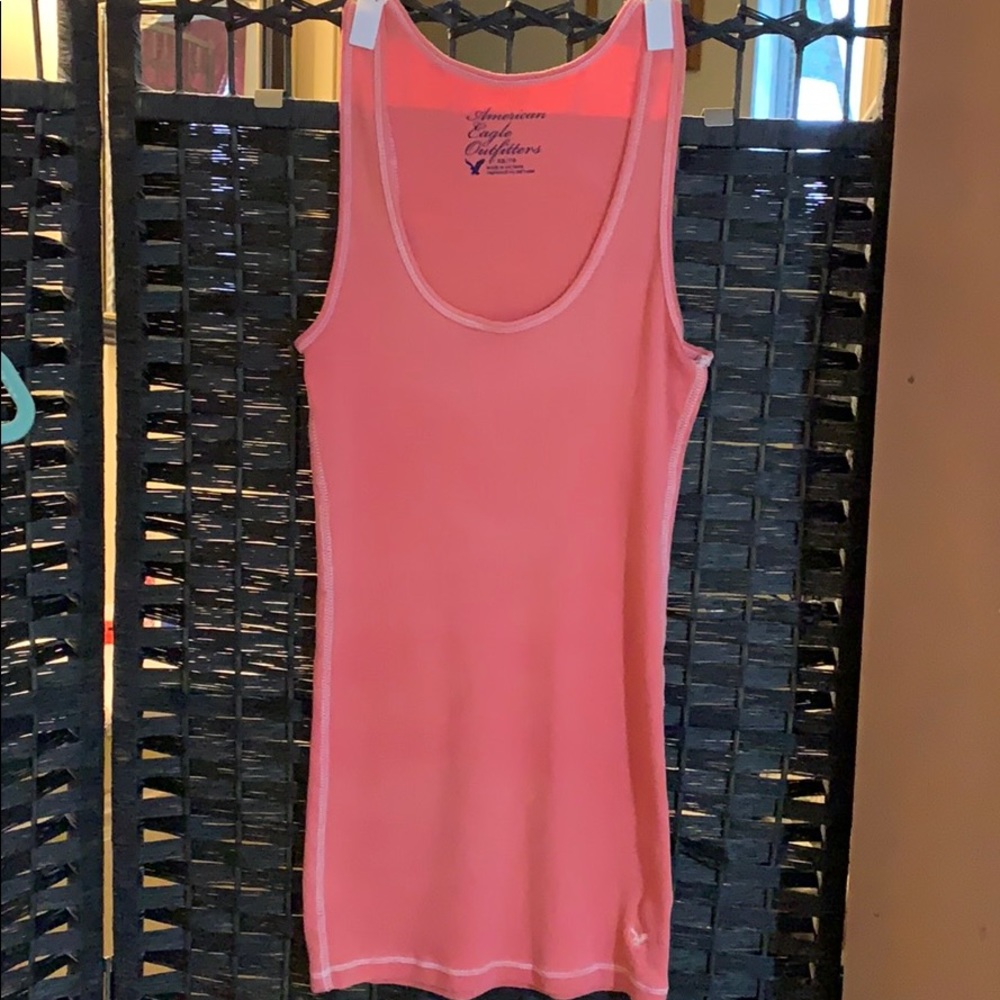 Long American Eagle Outfitters muscle tee